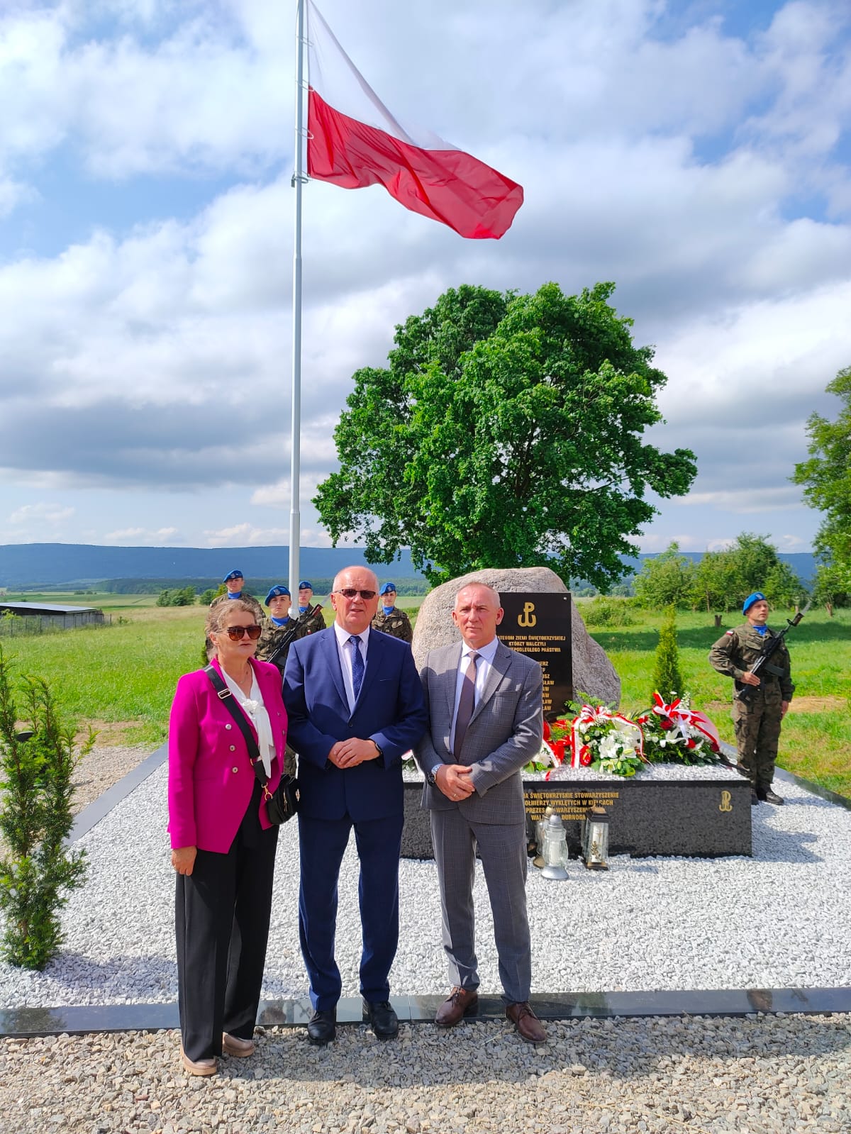 Uroczyste odsłonięcie pomnika Żołnierzy Wyklętych